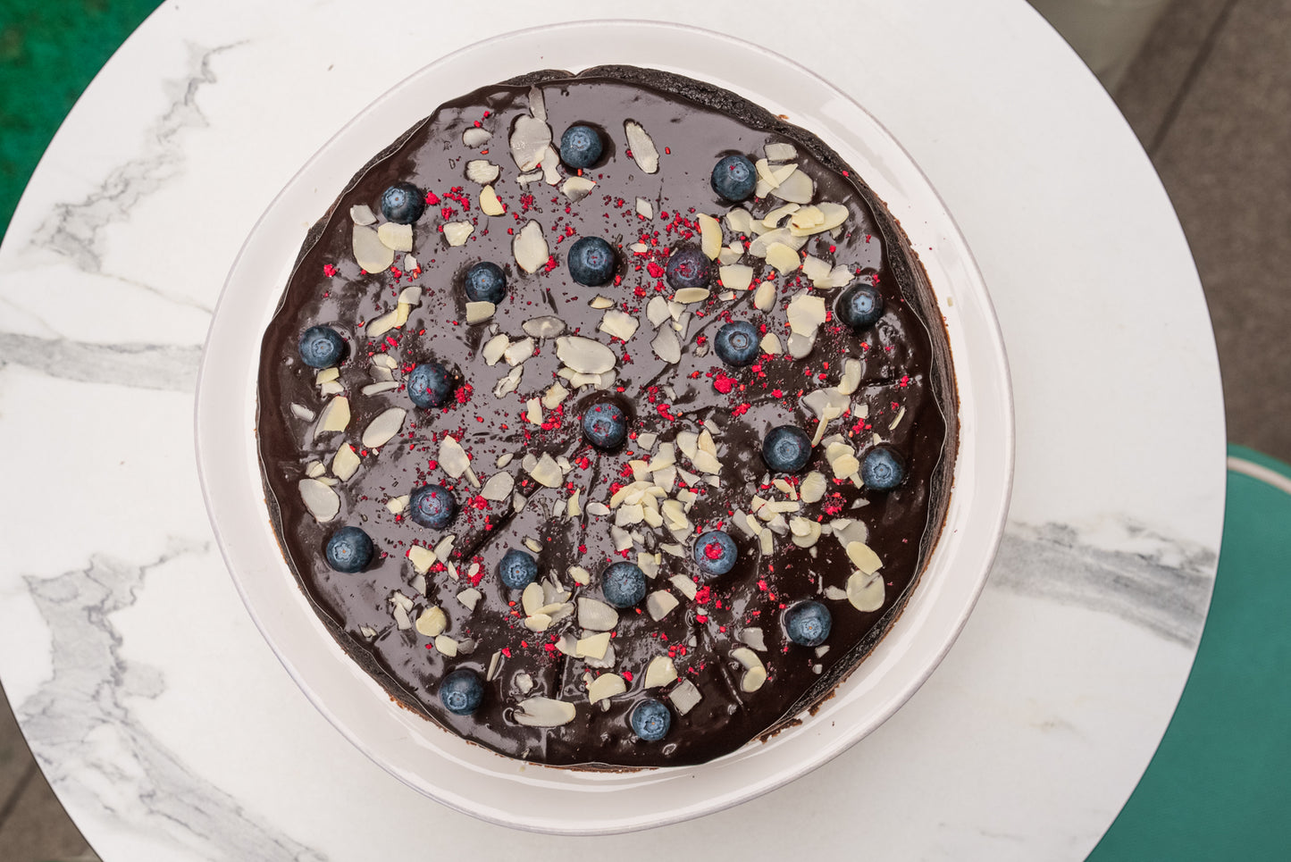 
                  
                    Blummy Cake
                  
                