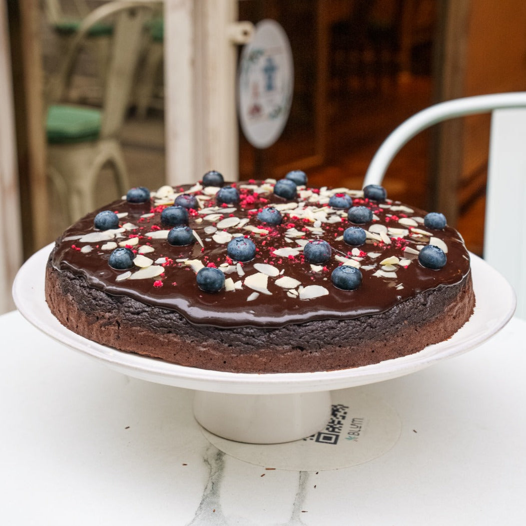 
                  
                    Blummy Cake
                  
                
